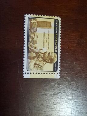 Vintage Stamp-Themed Men’s Accessory Print - Brown